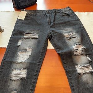 Destroyed Men’s Black Jeans